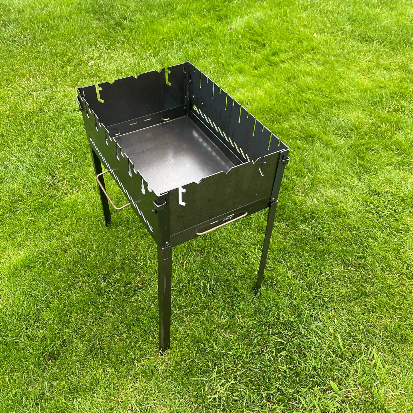 Kompakter Spießgrill, Mangal 300x400mm